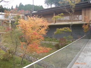 ②