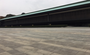 【宮殿東庭】