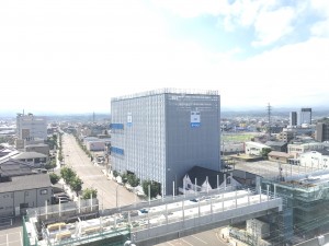 小松駅前の10階建て賃貸マンション建設工事