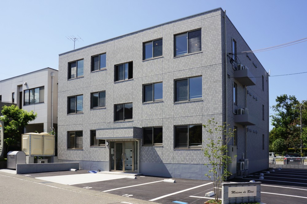 メゾン ドレーヴ（野々市市）　RC造賃貸マンション