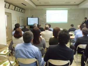 チーム開発営業部