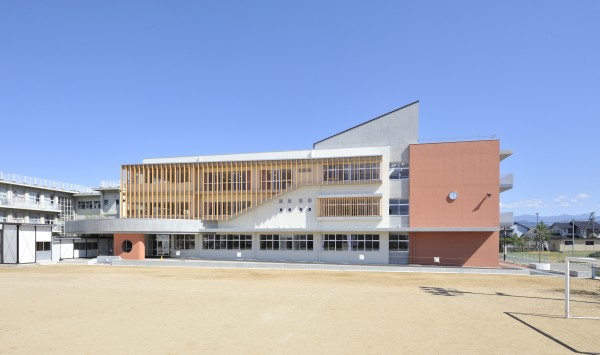 小松市立第一小学校校舎（1期工事）　（小松市）