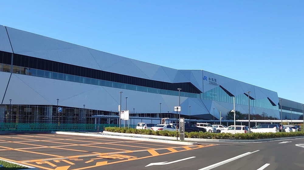 北陸新幹線小松駅・高架下観光交流センター